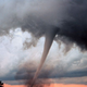 Illustration for article titled Physicist Proposes 1,000-Foot Anti-Tornado Walls Across the Midwest